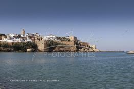 Image du Maroc Professionnelle de  La kasbah des Oudaïas de Rabat est une magnifique petite forteresse surplombant l'embouchure du fleuve Bouregreg érigée par les Almoravides pour lutter contre les tribus Berghouatas, elle séduit par sa quiétude et sa lumière.  Jeudi 6 Octobre 2011. (Photo / Abdeljalil Bounhar)
 